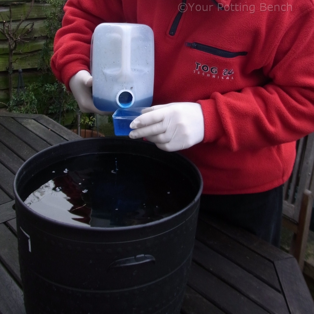 Step 2 of 4How to clean your pots